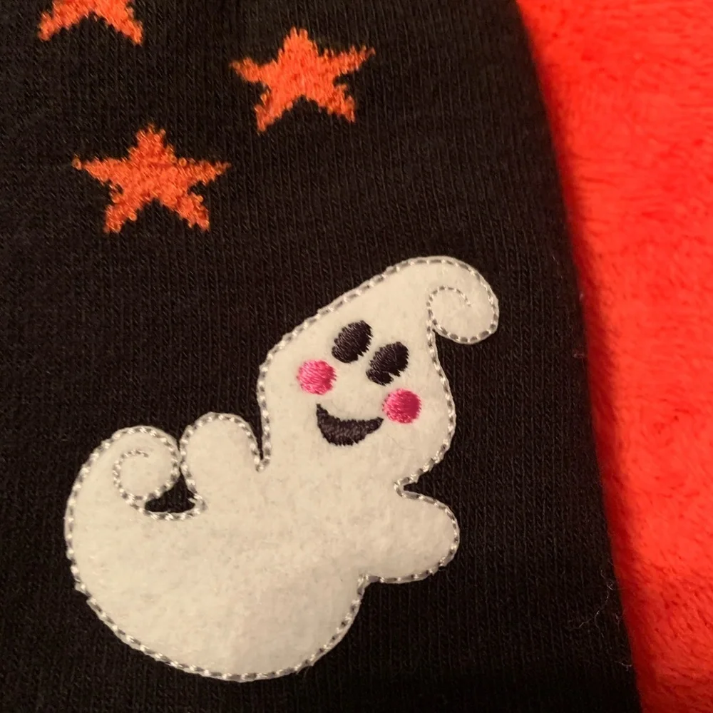 2 Pairs Halloween Socks, Fits Shoe Size 4-10